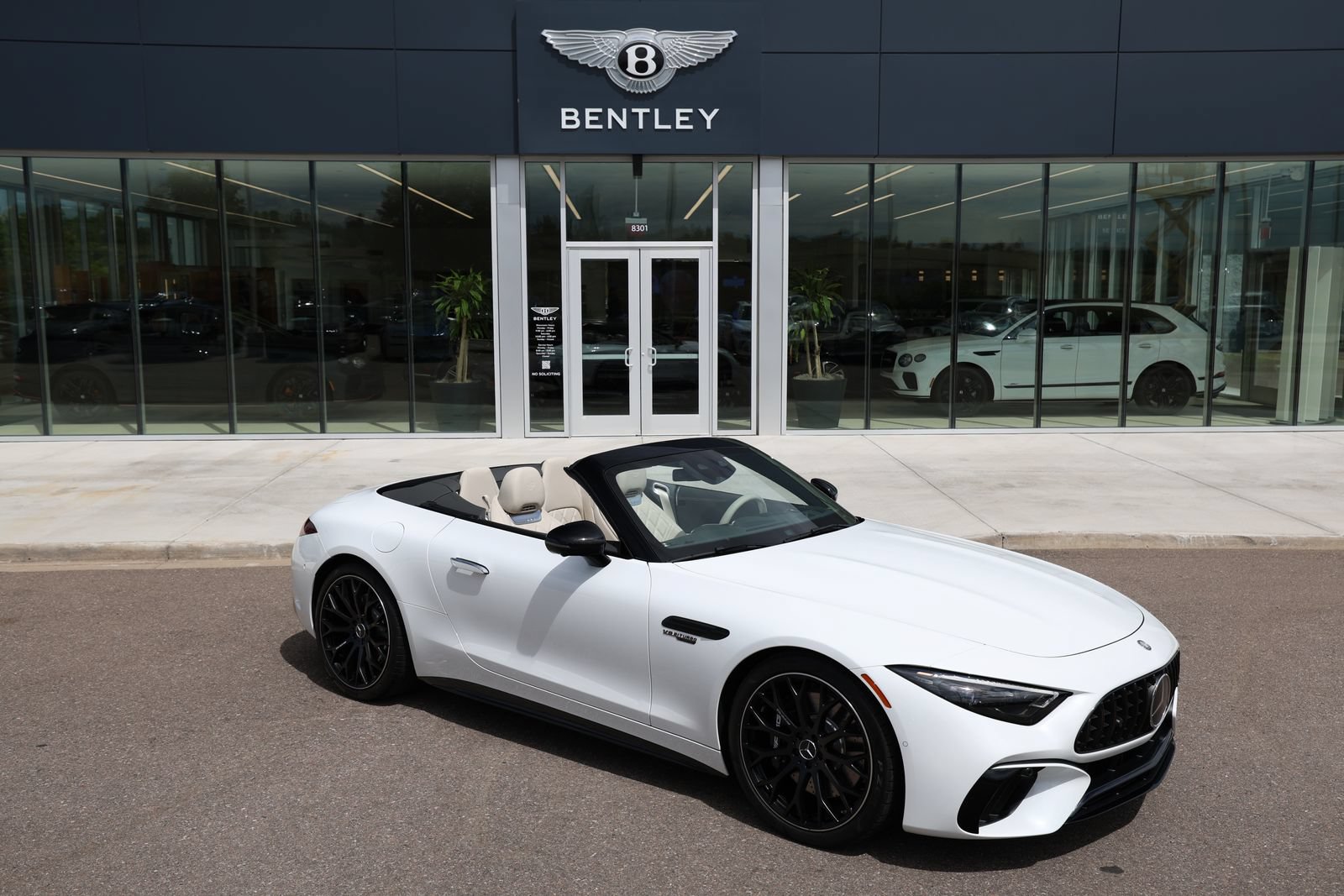 Used 2024 Mercedes-Benz SL 63 AMG 4MATIC image 15