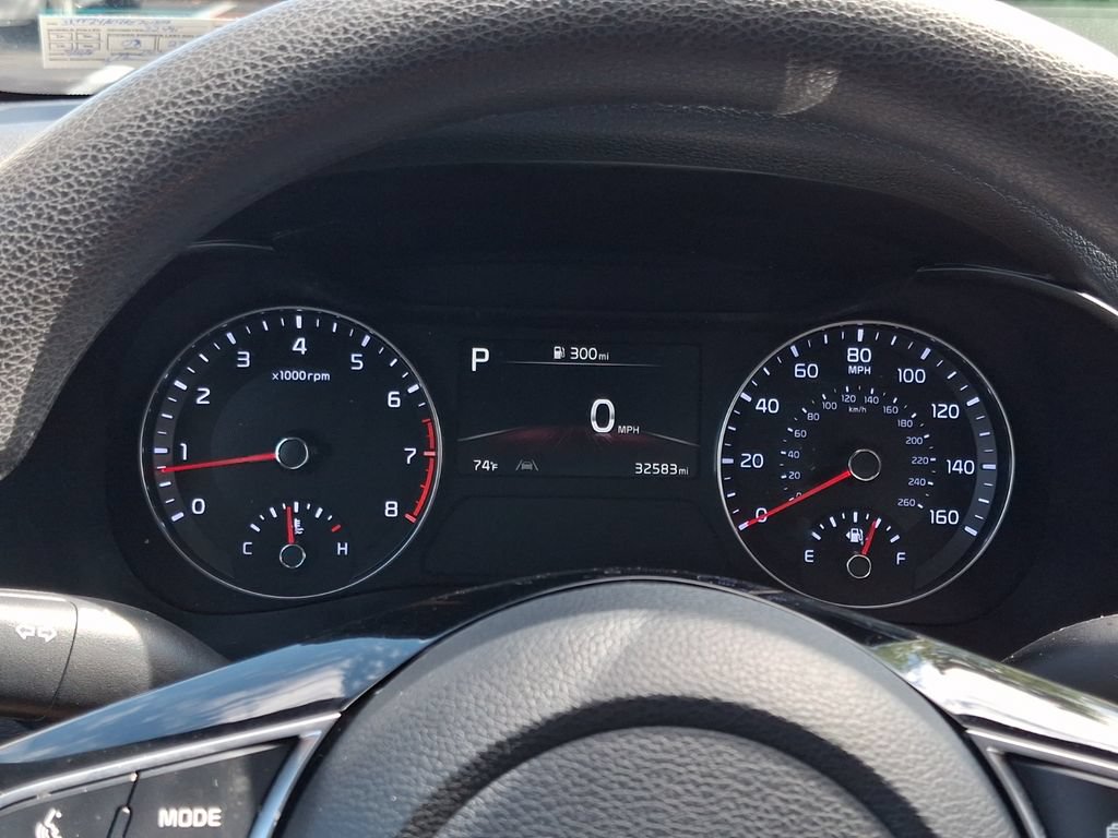 Used 2024 Kia Forte LXS w/ LXS Technology Package FWD image 19