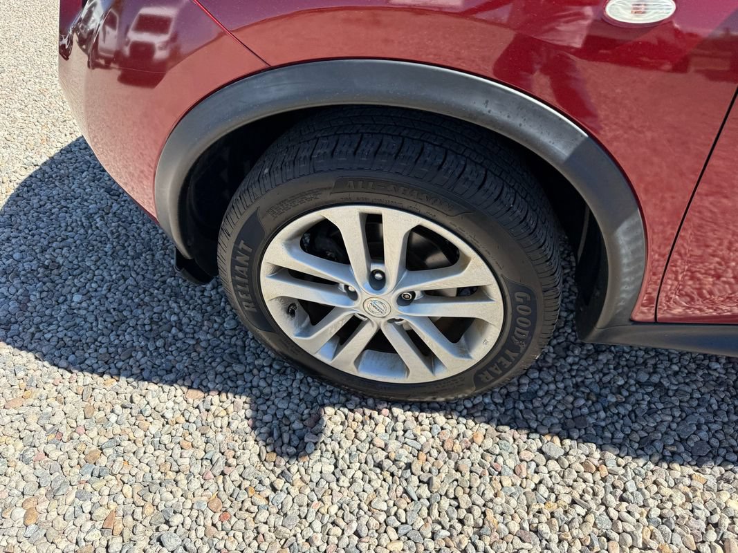 Used 2014 Nissan Juke S AWD/4WD image 33