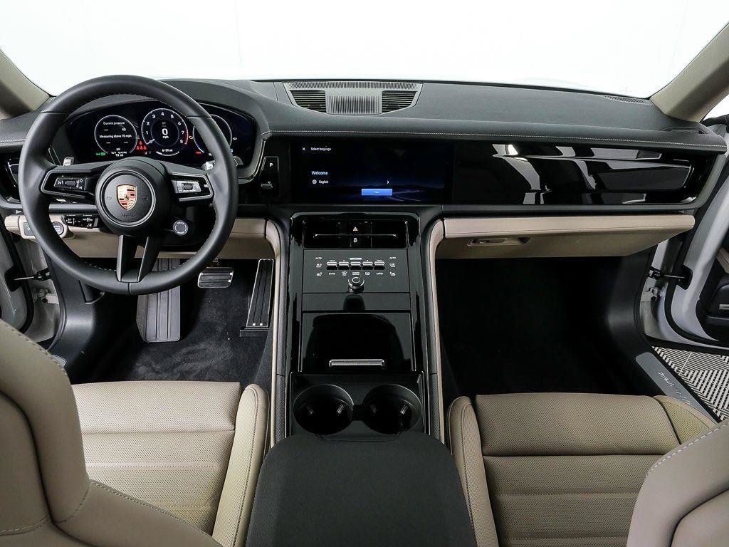 New 2026 Porsche Panamera image 19