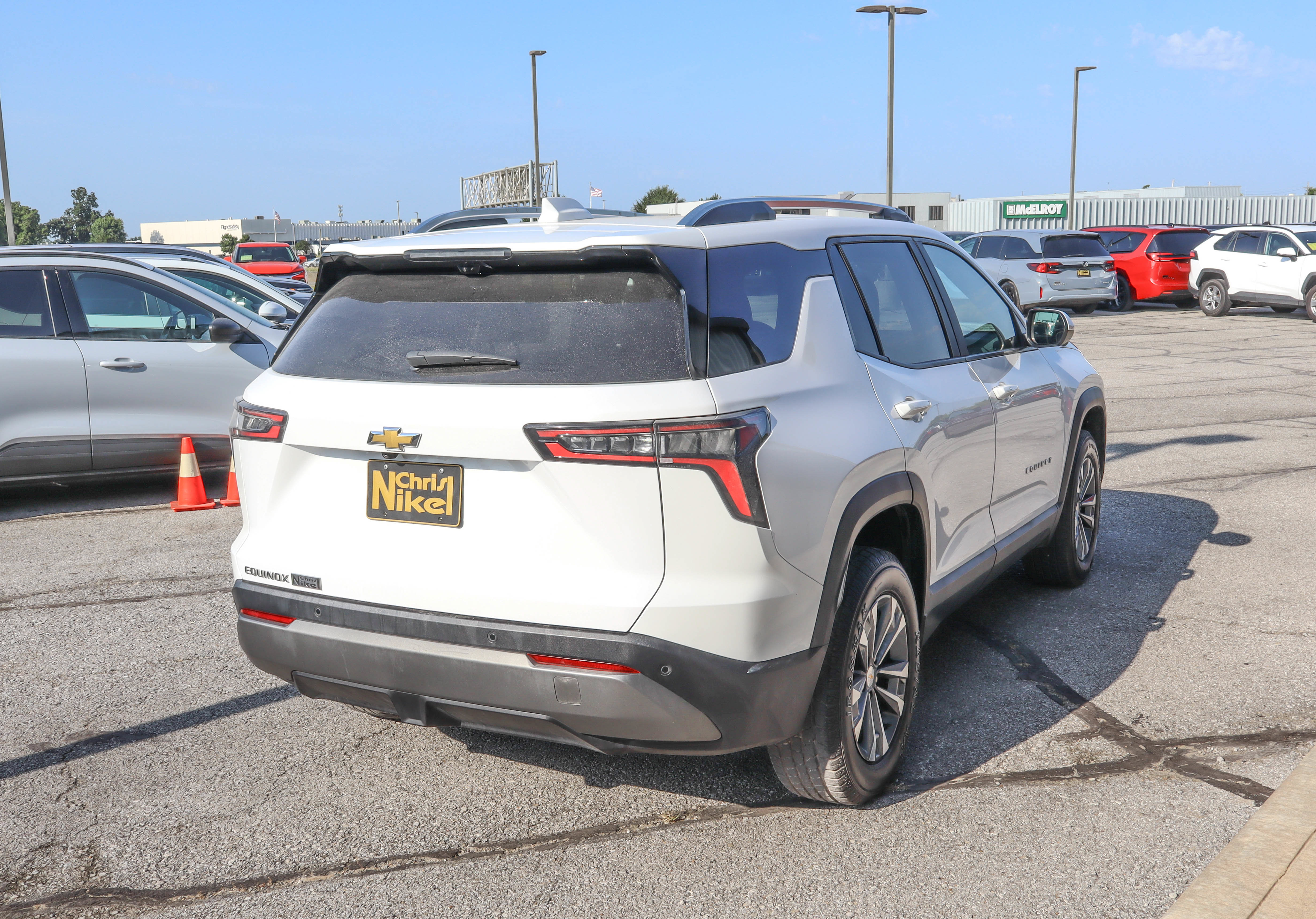Used 2025 Chevrolet Equinox LT w/ Convenience Package II FWD image 4