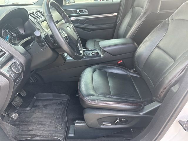 Used 2018 Ford Explorer Sport image 35