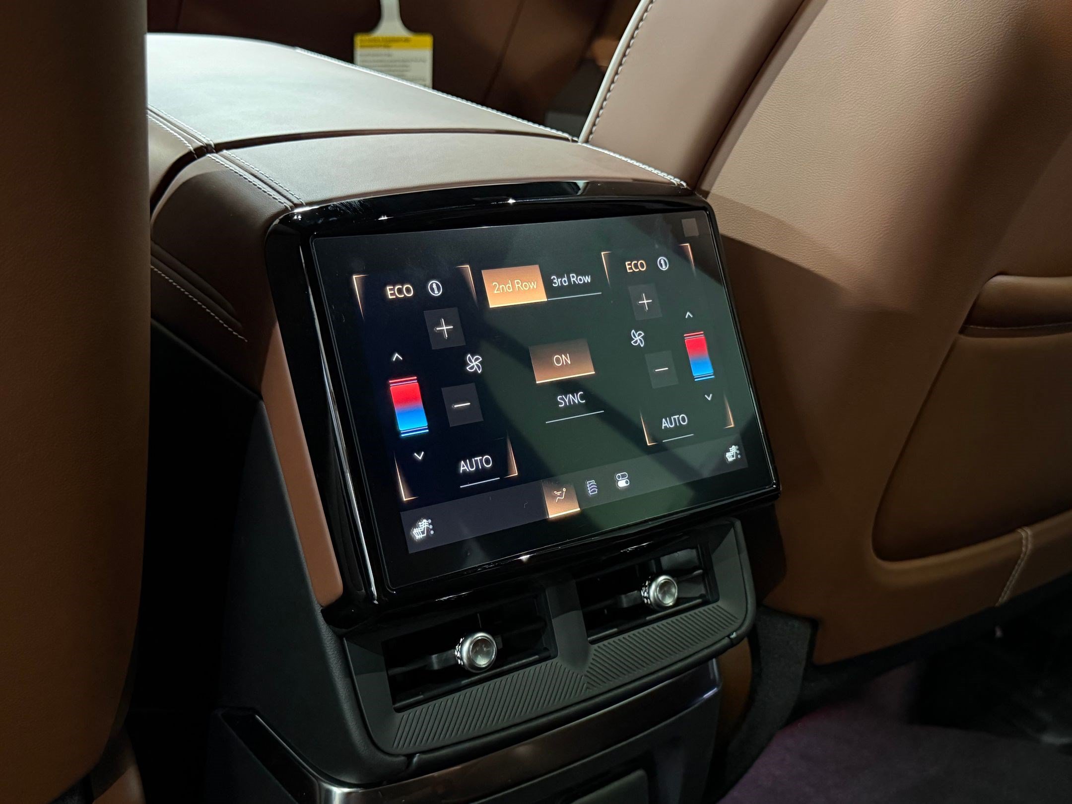 New 2026 Cadillac Vistiq Platinum AWD/4WD image 42