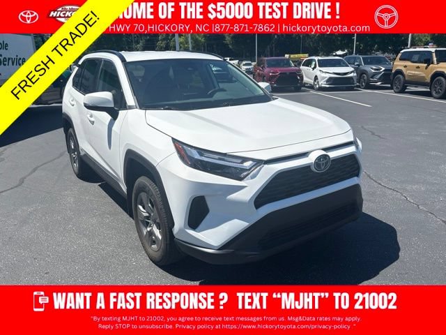 Used 2024 Toyota RAV4 LE AWD/4WD image 1