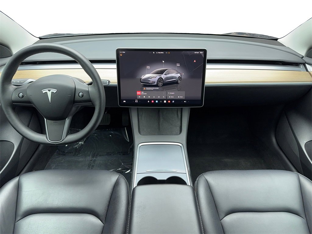 Used 2023 Tesla Model 3 Standard Range image 16