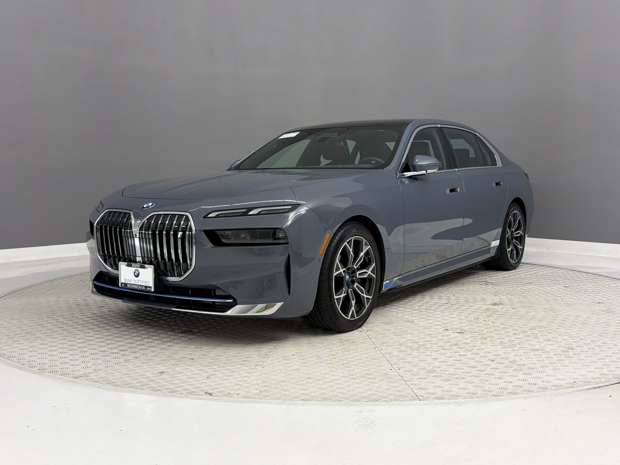 Certified 2023 BMW i7 xDrive60 AWD/4WD image 35