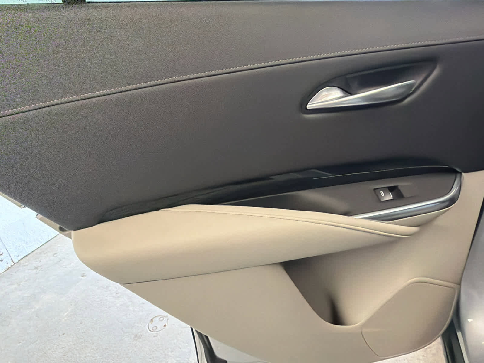 Used 2021 Cadillac XT4 Premium Luxury FWD image 26