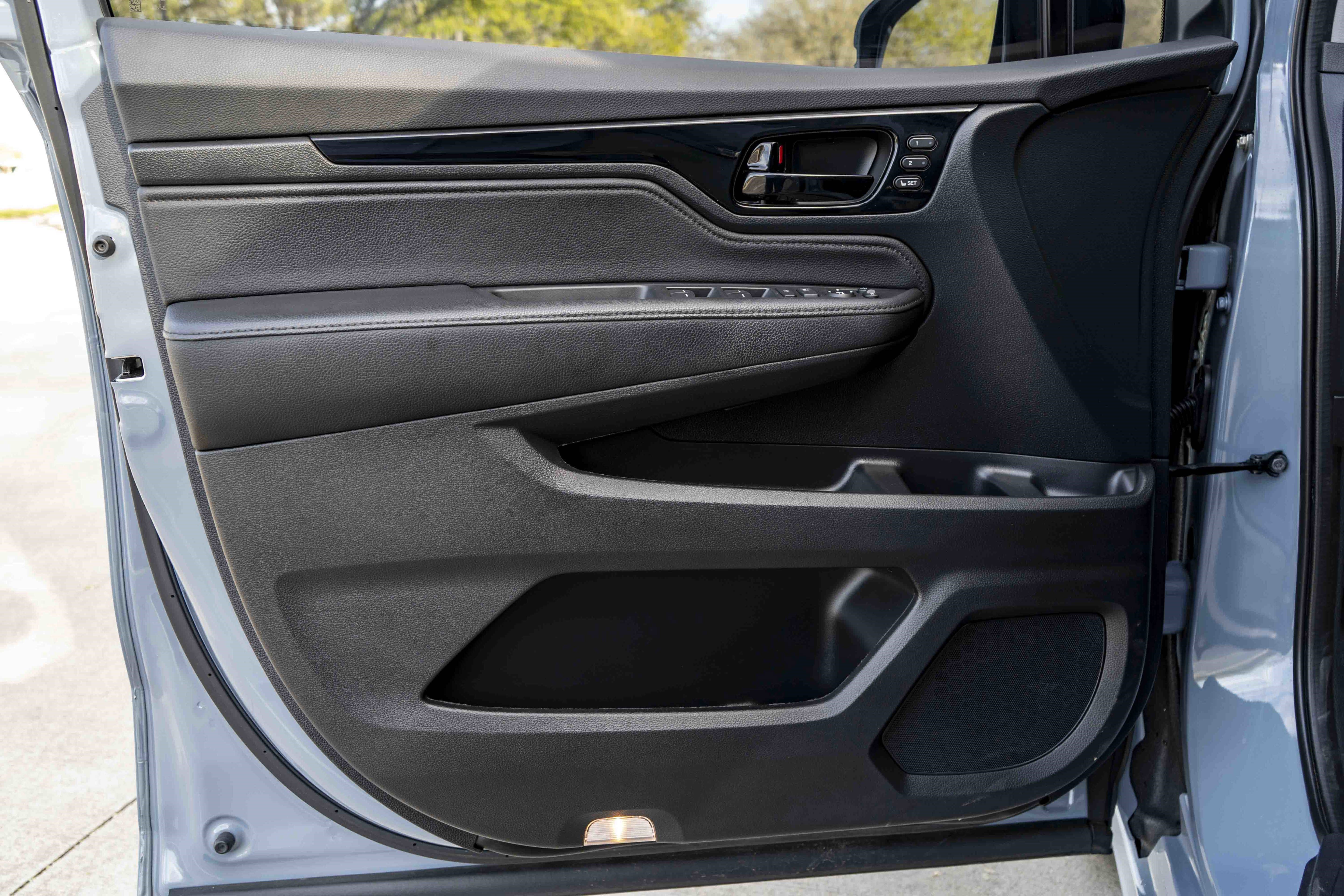 Used 2024 Honda Odyssey Elite image 38