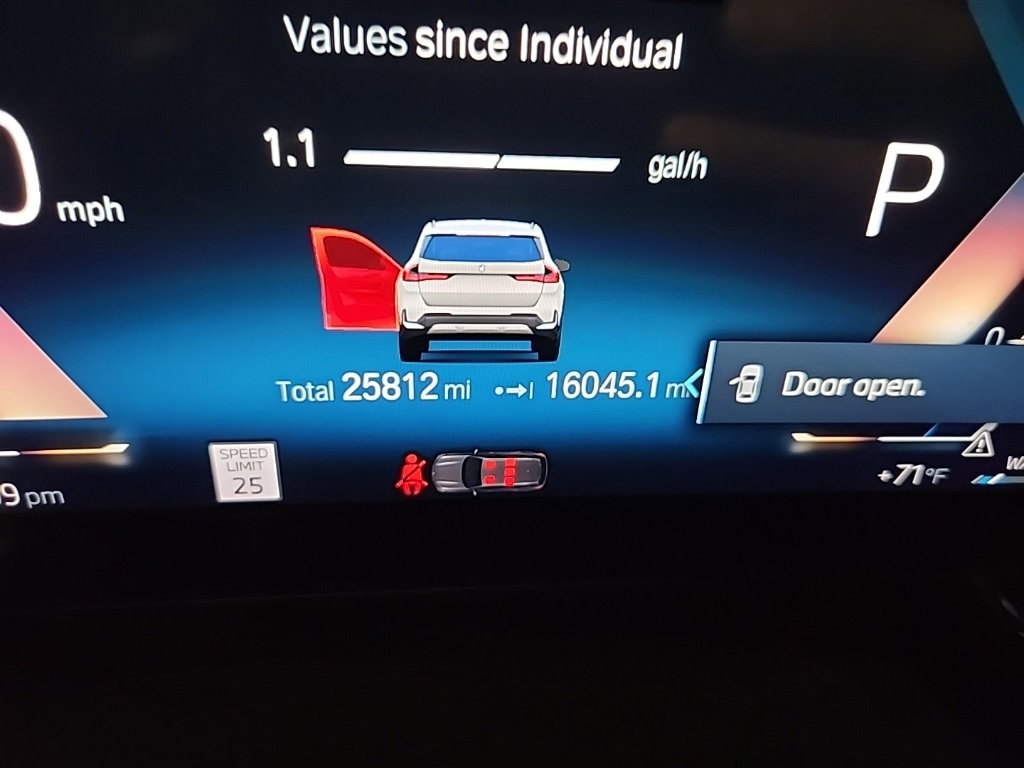 Used 2023 BMW X1 xDrive28i image 5