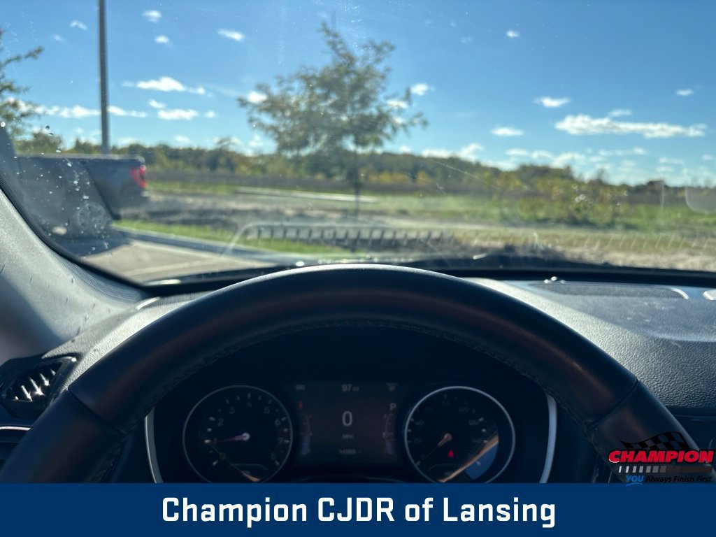 Used 2020 Jeep Compass Limited AWD/4WD image 16