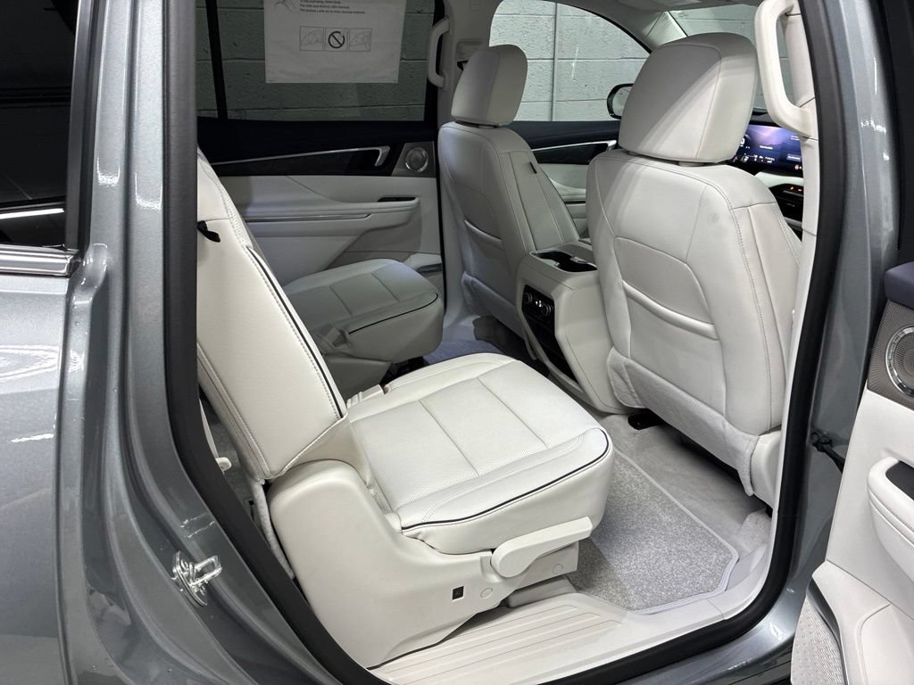 New 2027 Buick Enclave Avenir AWD/4WD image 10