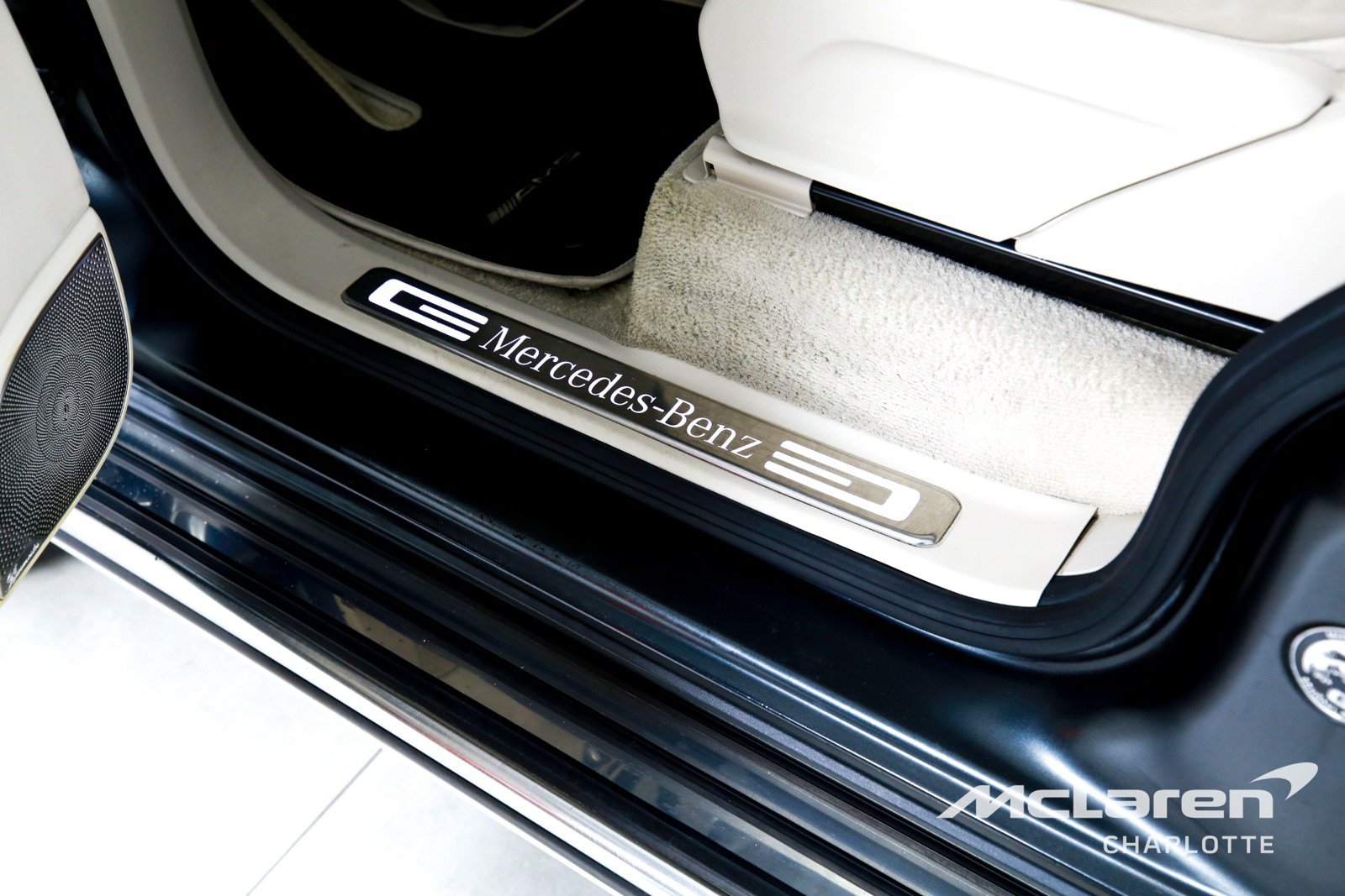 Used 2021 Mercedes-Benz G 550 w/ AMG Line image 16