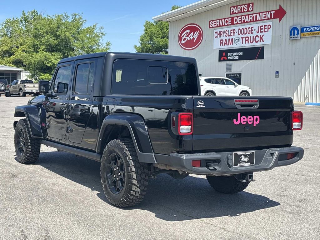 Used 2023 Jeep Gladiator Sport AWD/4WD image 19