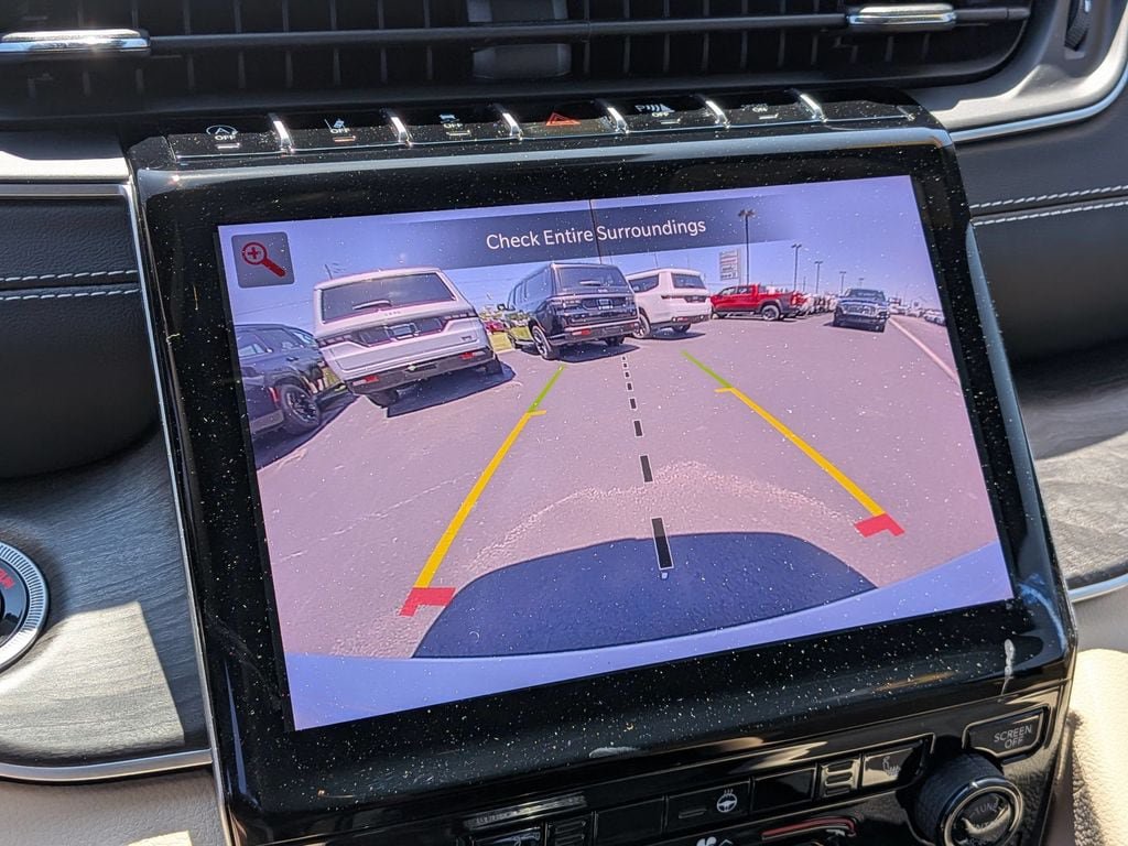 Used 2025 Jeep Grand Cherokee Limited w/ Trailer Tow Package RWD image 21