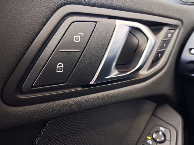 New 2026 BMW 228i w/ Technology Package FWD image 10