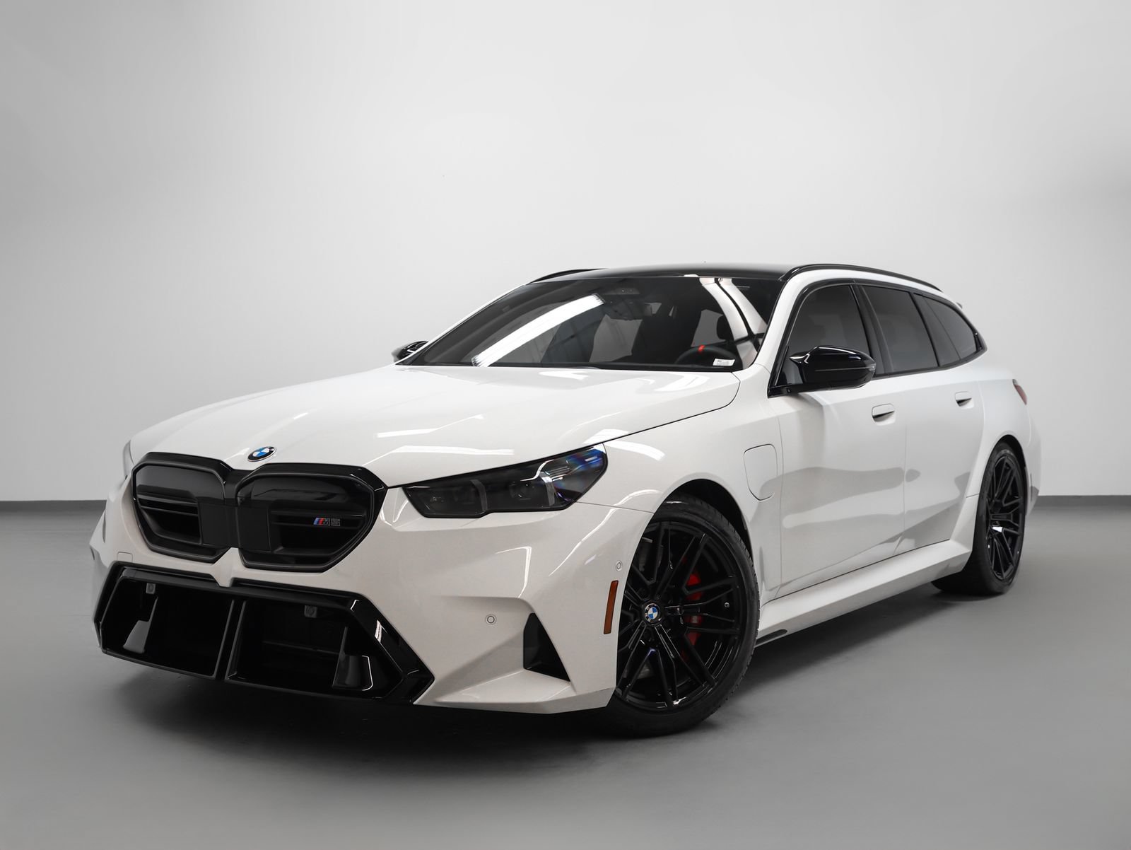 Used 2025 BMW M5 Touring w/ M Driver's Package AWD/4WD image 6