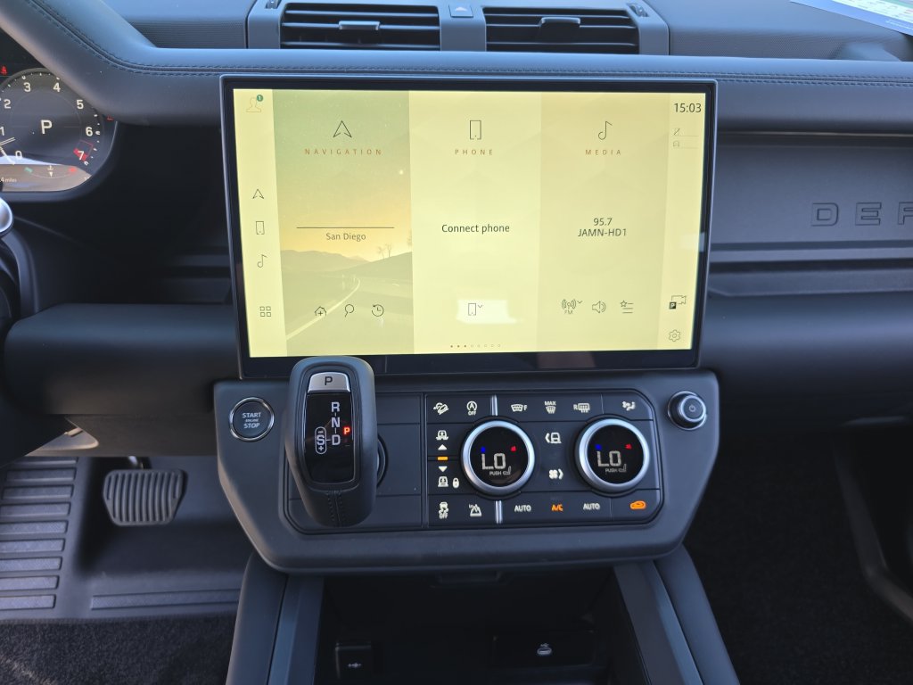 New 2026 Land Rover Defender 110 X-Dynamic SE AWD/4WD image 20