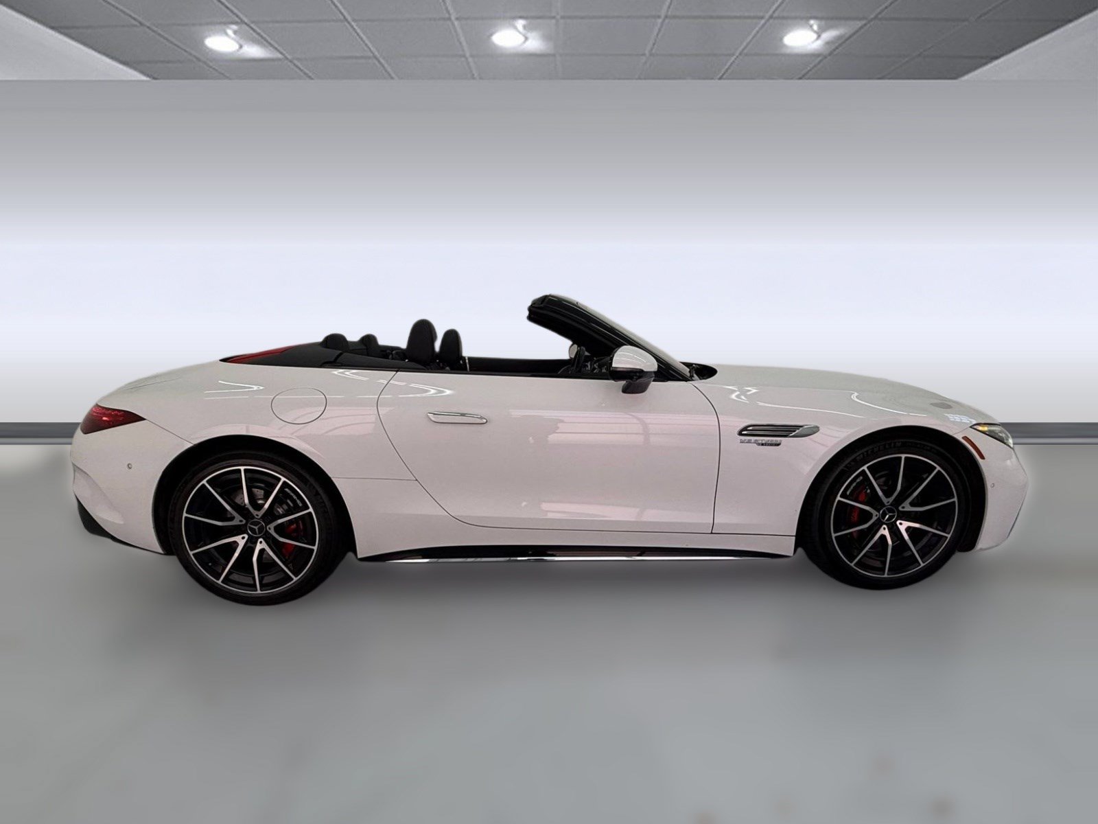 Certified 2023 Mercedes-Benz SL 55 AMG 4MATIC image 7