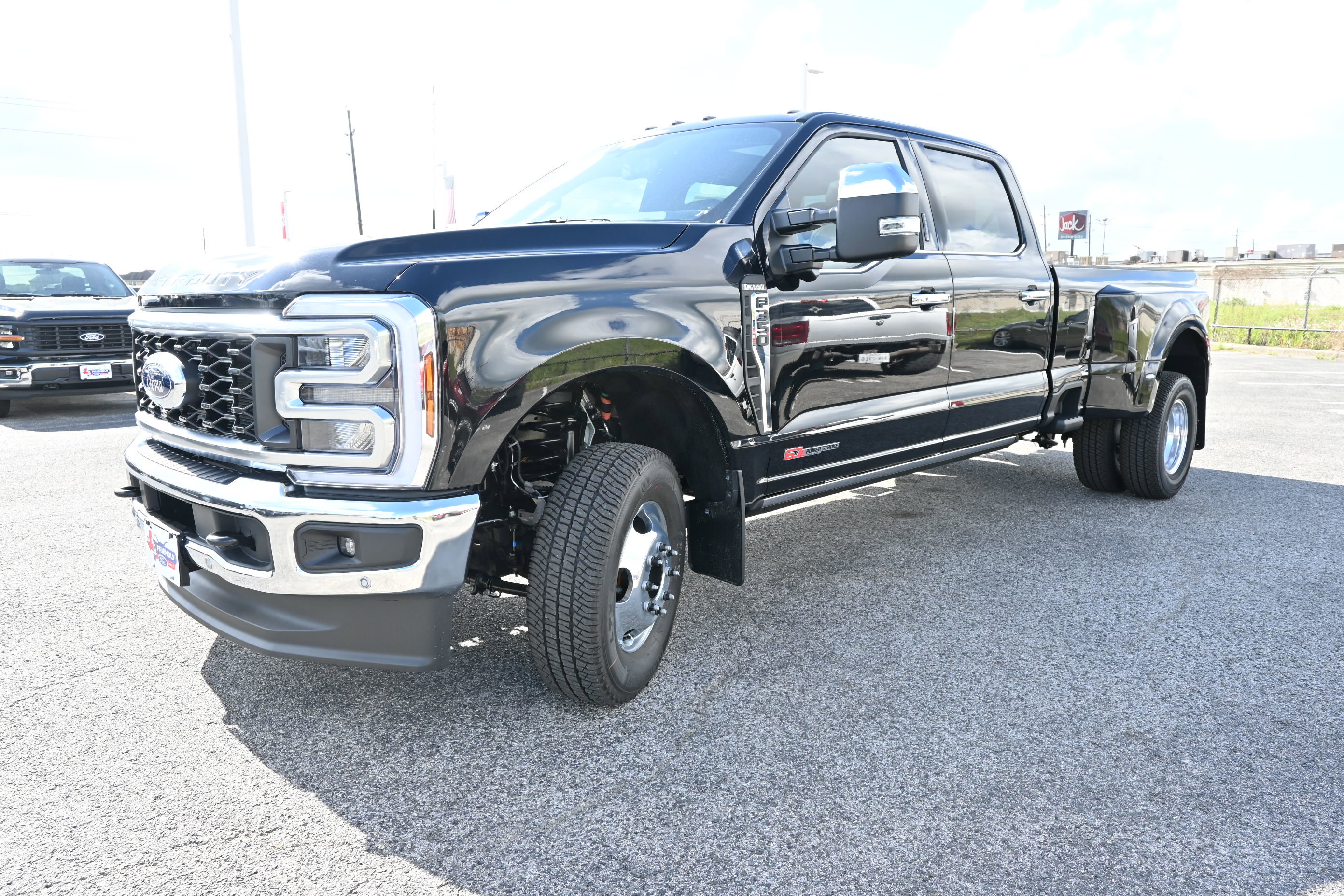 New 2026 Ford F350 King Ranch w/ Chrome Package image 8
