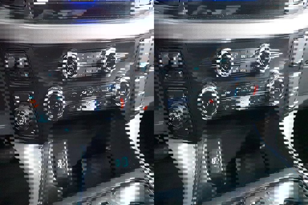 Used 2024 Ford F150 XLT w/ Equipment Group 302A MID image 26