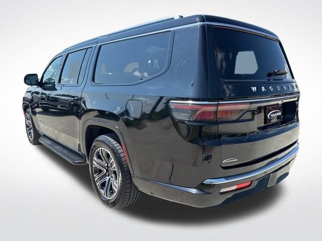 Used 2023 Jeep Wagoneer L Series II image 6