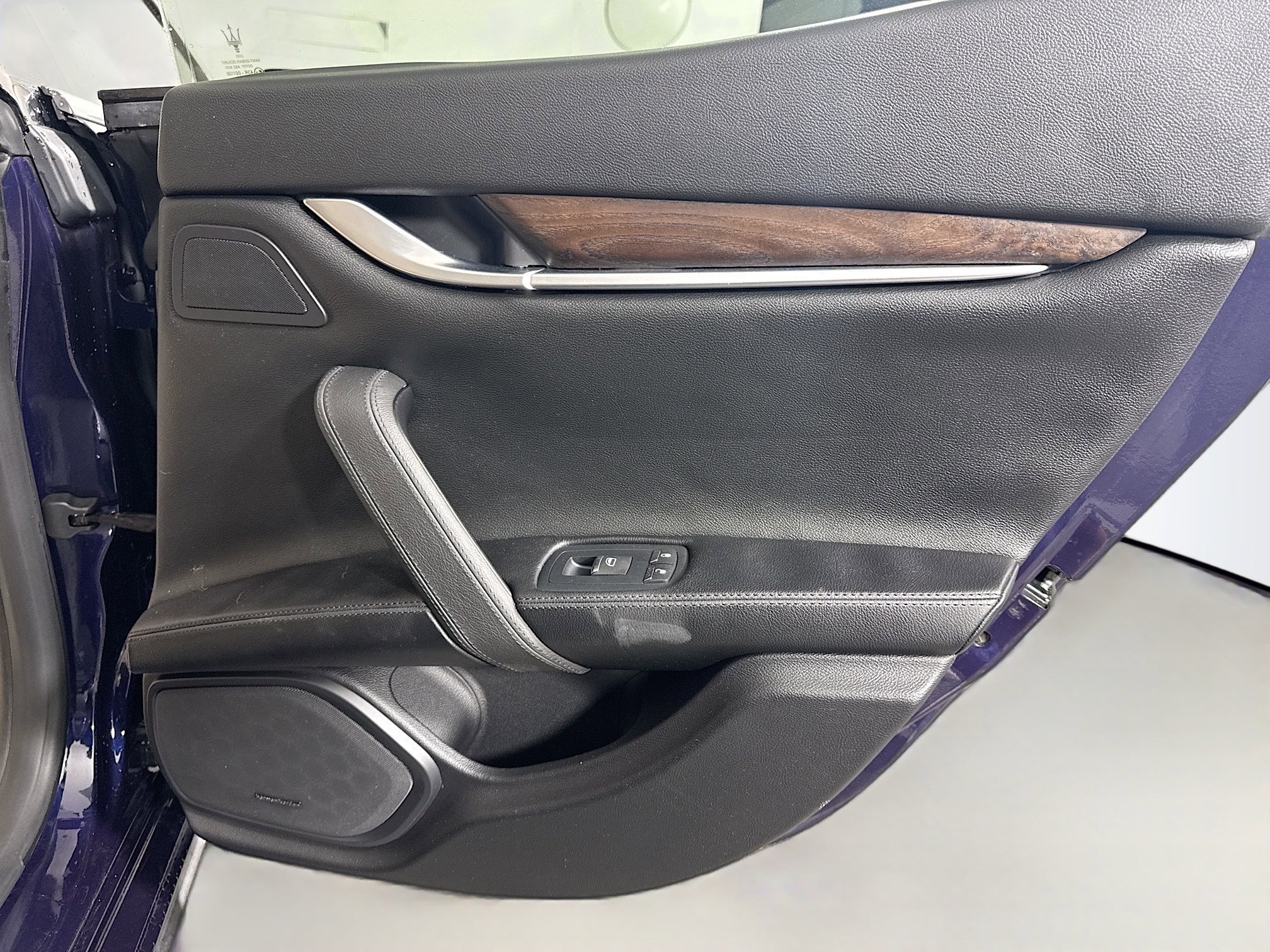 Used 2018 Maserati Ghibli S image 28