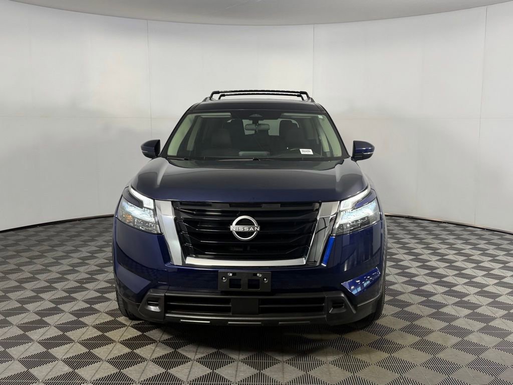 Used 2024 Nissan Pathfinder SV w/ Cargo Package FWD image 11
