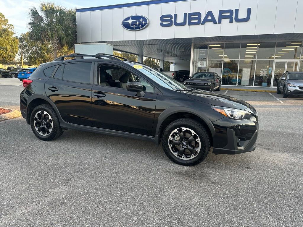Used 2022 Subaru Crosstrek 2.0i Premium w/ Moonroof Package AWD/4WD image 1