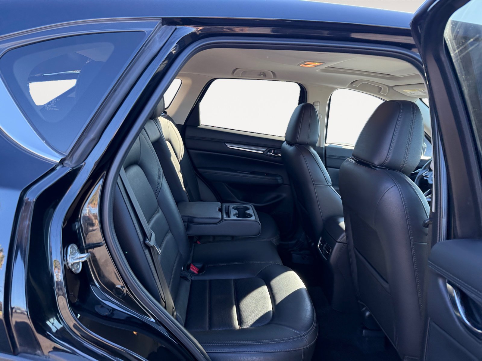 Used 2022 MAZDA CX-5 AWD 2.5 S w/ Premium Package image 18