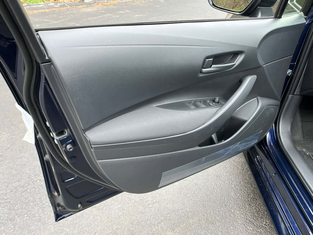 New 2026 Toyota Corolla LE w/ LE Premium Package FWD image 11