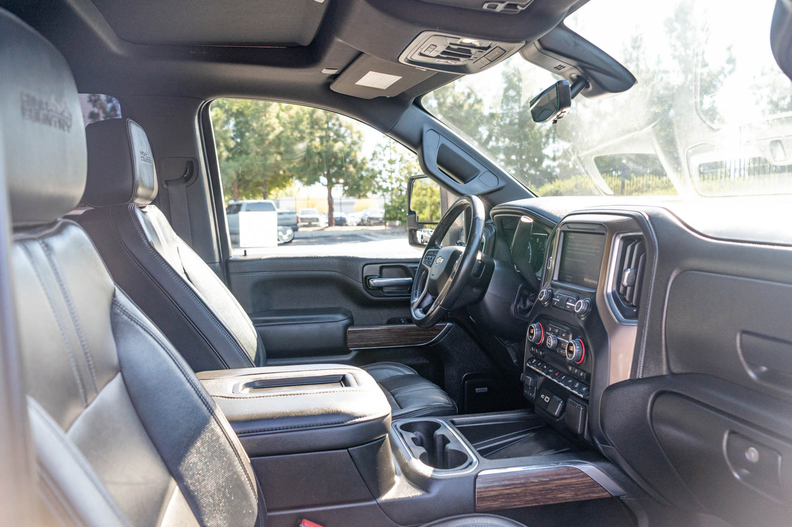 Used 2022 Chevrolet Silverado 3500 High Country w/ Z71 Off-Road Package AWD/4WD image 22