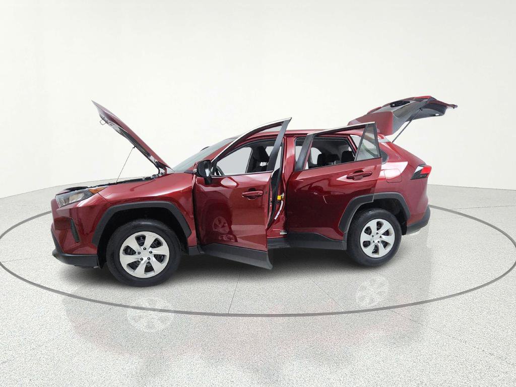 Used 2022 Toyota RAV4 LE AWD/4WD image 14