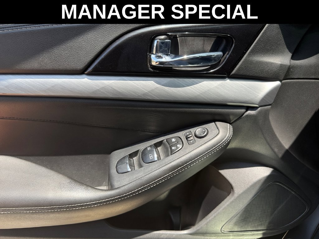 Used 2018 Nissan Maxima 3.5 SL FWD image 11