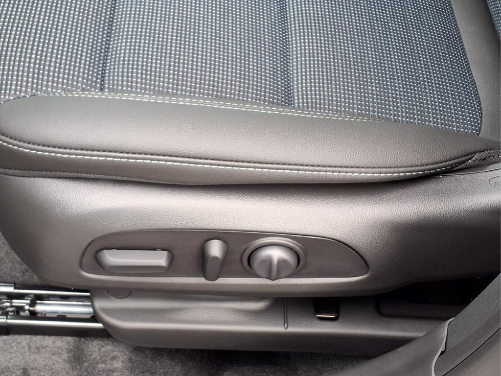 New 2026 Buick Envista Sport Touring w/ Convenience I Package FWD image 14