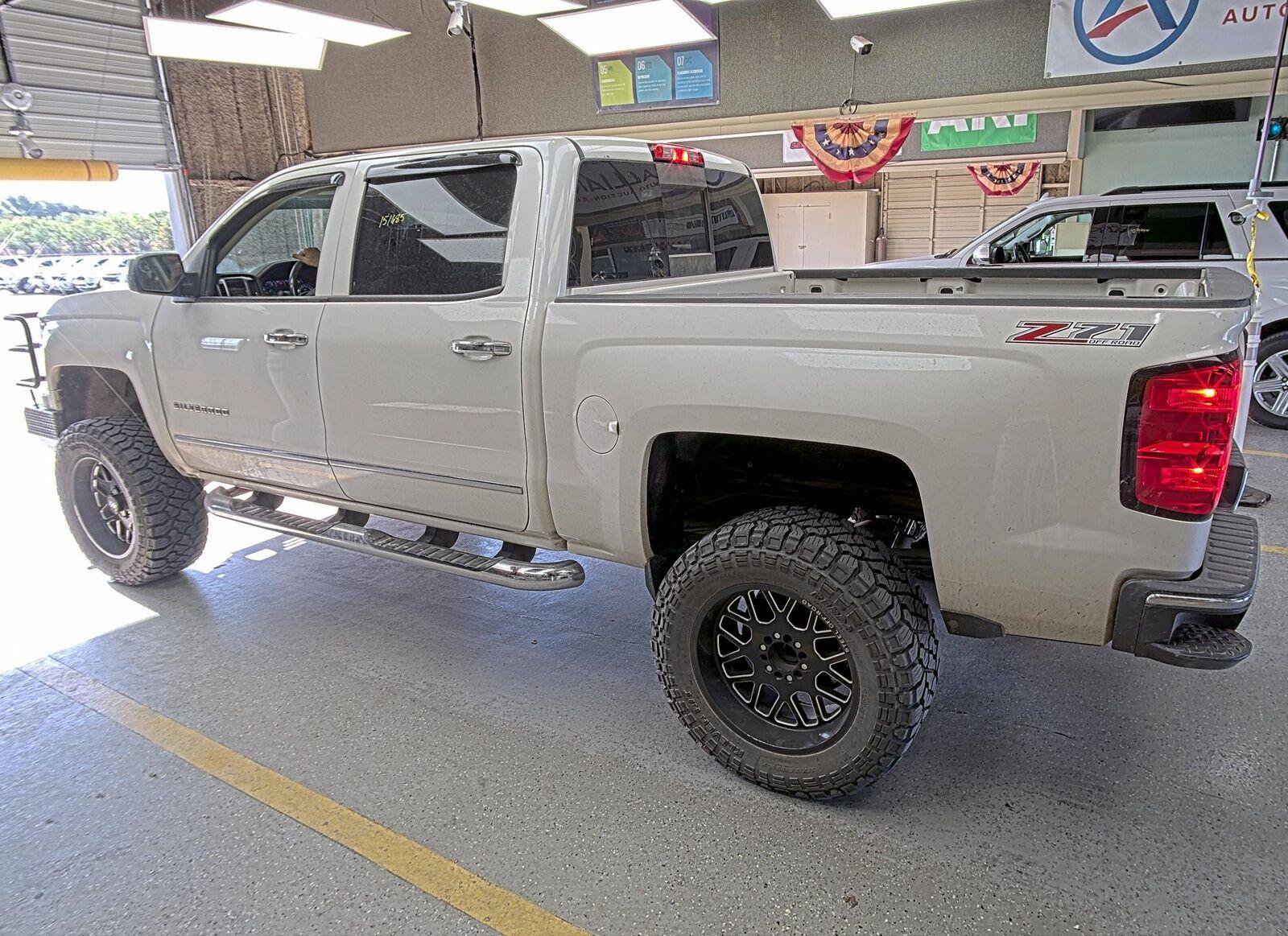 Used 2014 Chevrolet Silverado 1500 LTZ Z71 w/ LTZ Plus Package AWD/4WD image 4