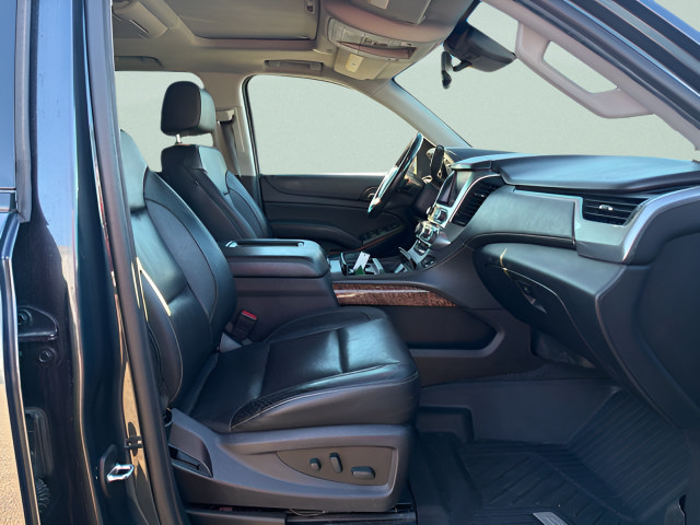 Used 2019 Chevrolet Tahoe Premier AWD/4WD image 11