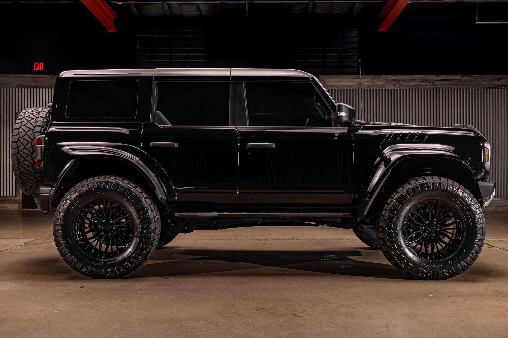 Used 2024 Ford Bronco Raptor w/ Interior Carbon Fiber Pack 6 image 11