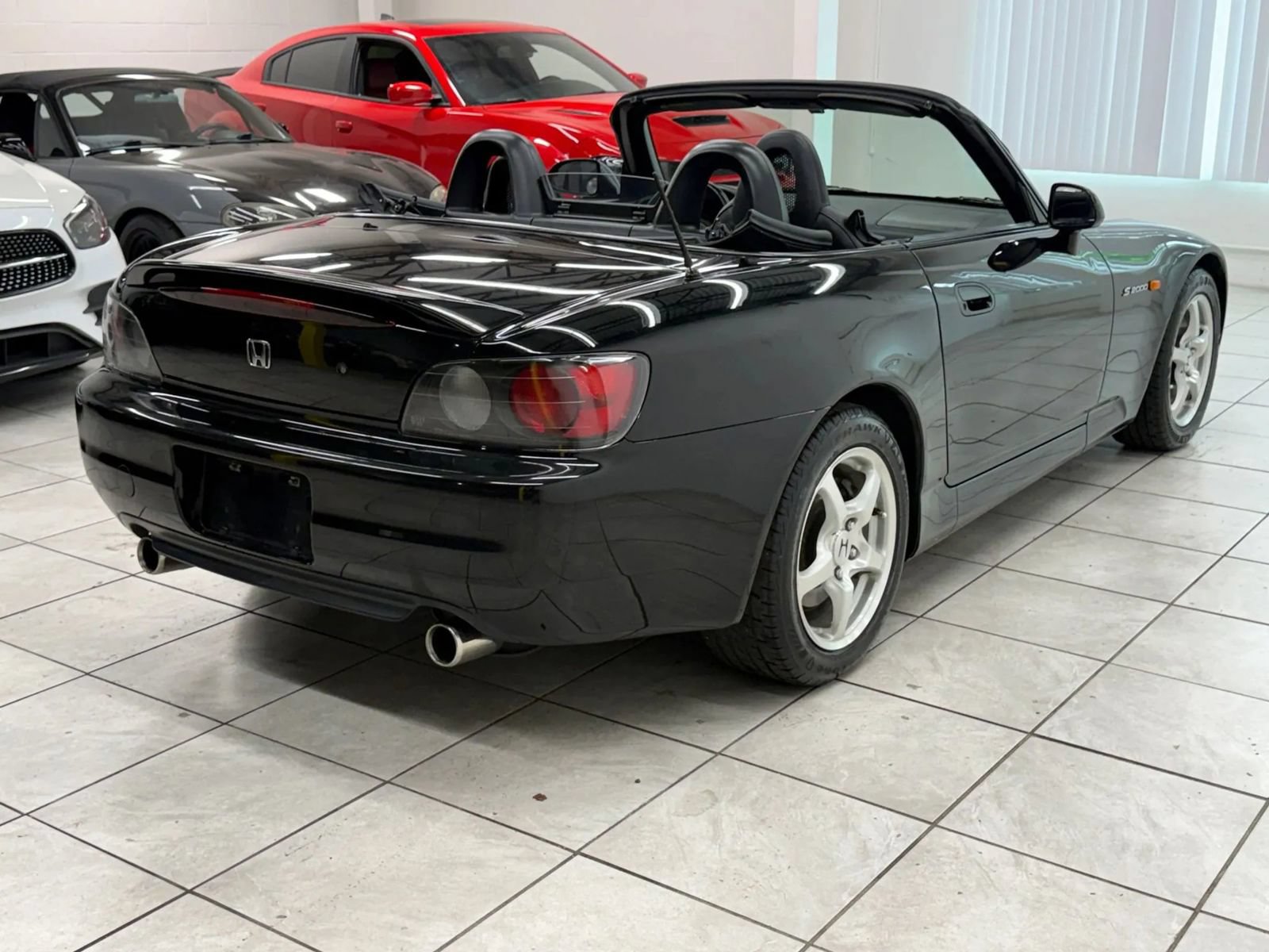 Used 2000 Honda S2000 image 9