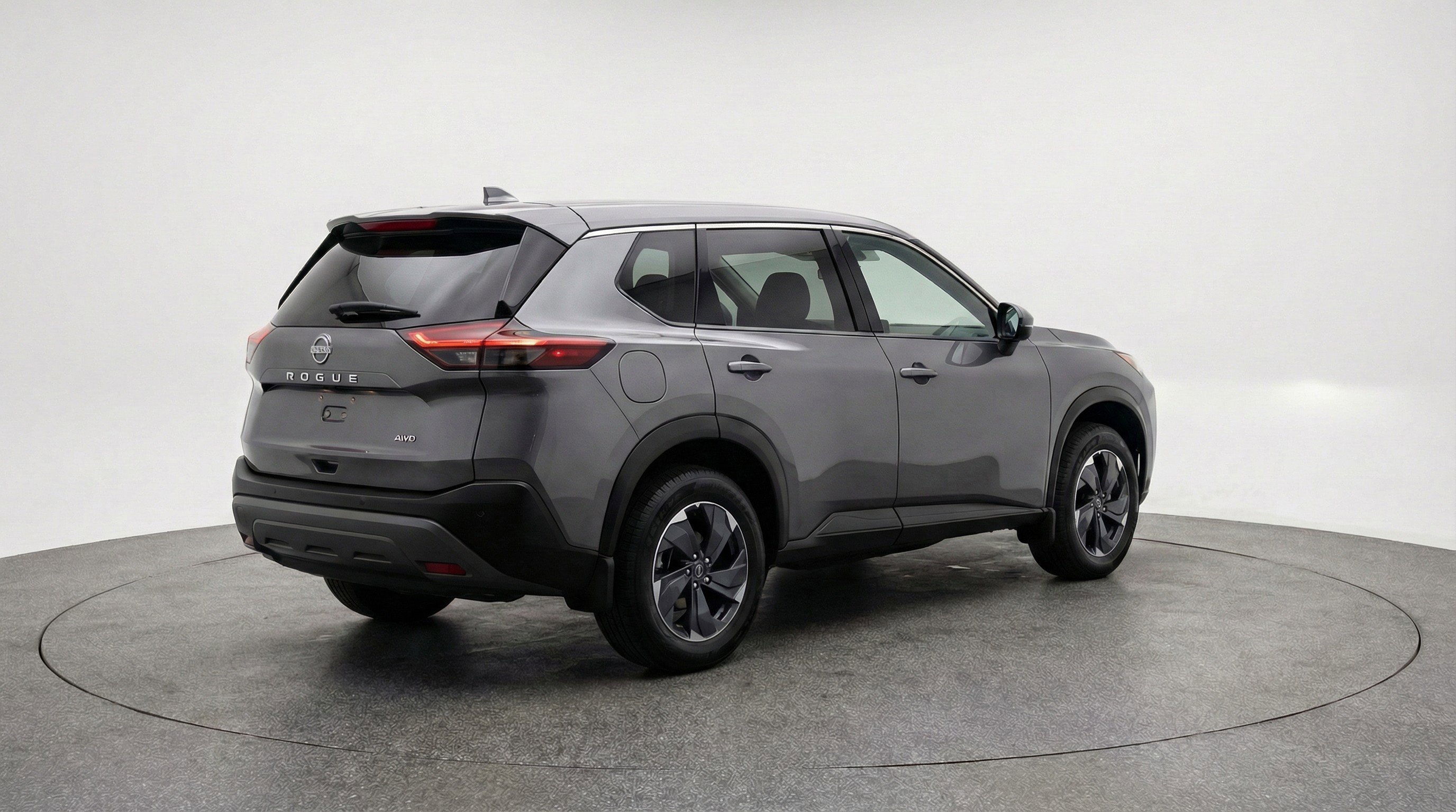 Used 2025 Nissan Rogue SV image 9