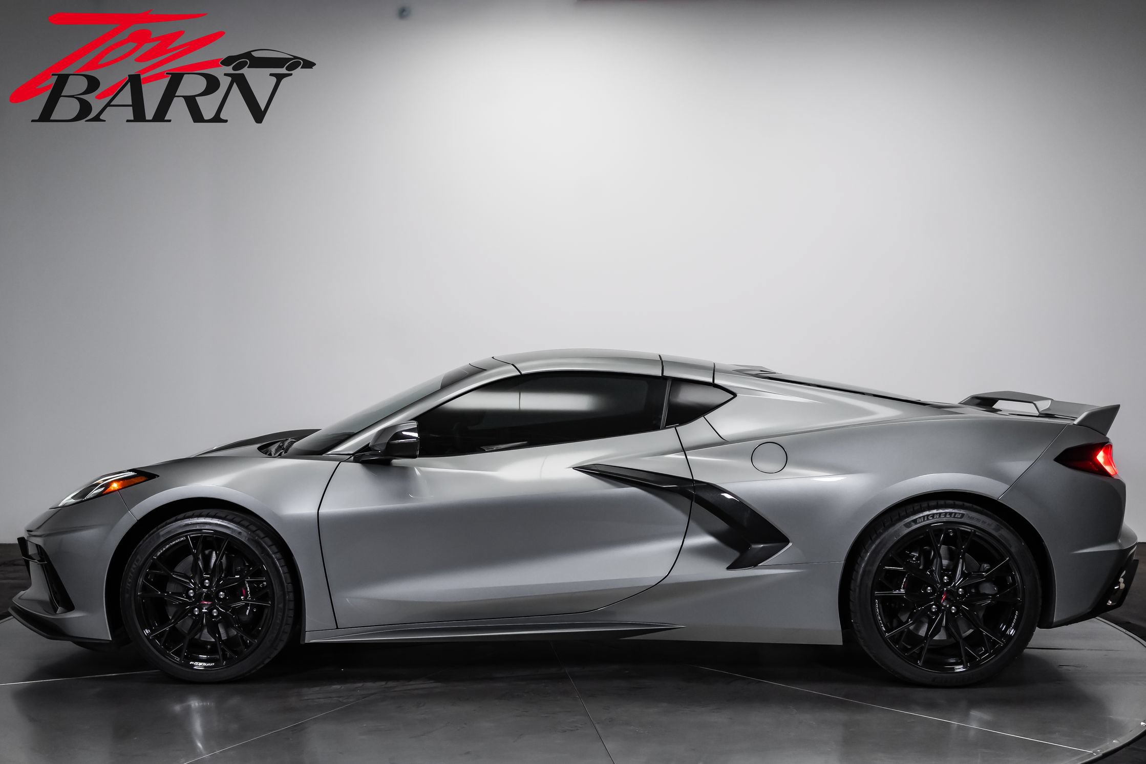 Used 2023 Chevrolet Corvette Stingray Preferred Cpe w/ Z51 Performance Package RWD image 10