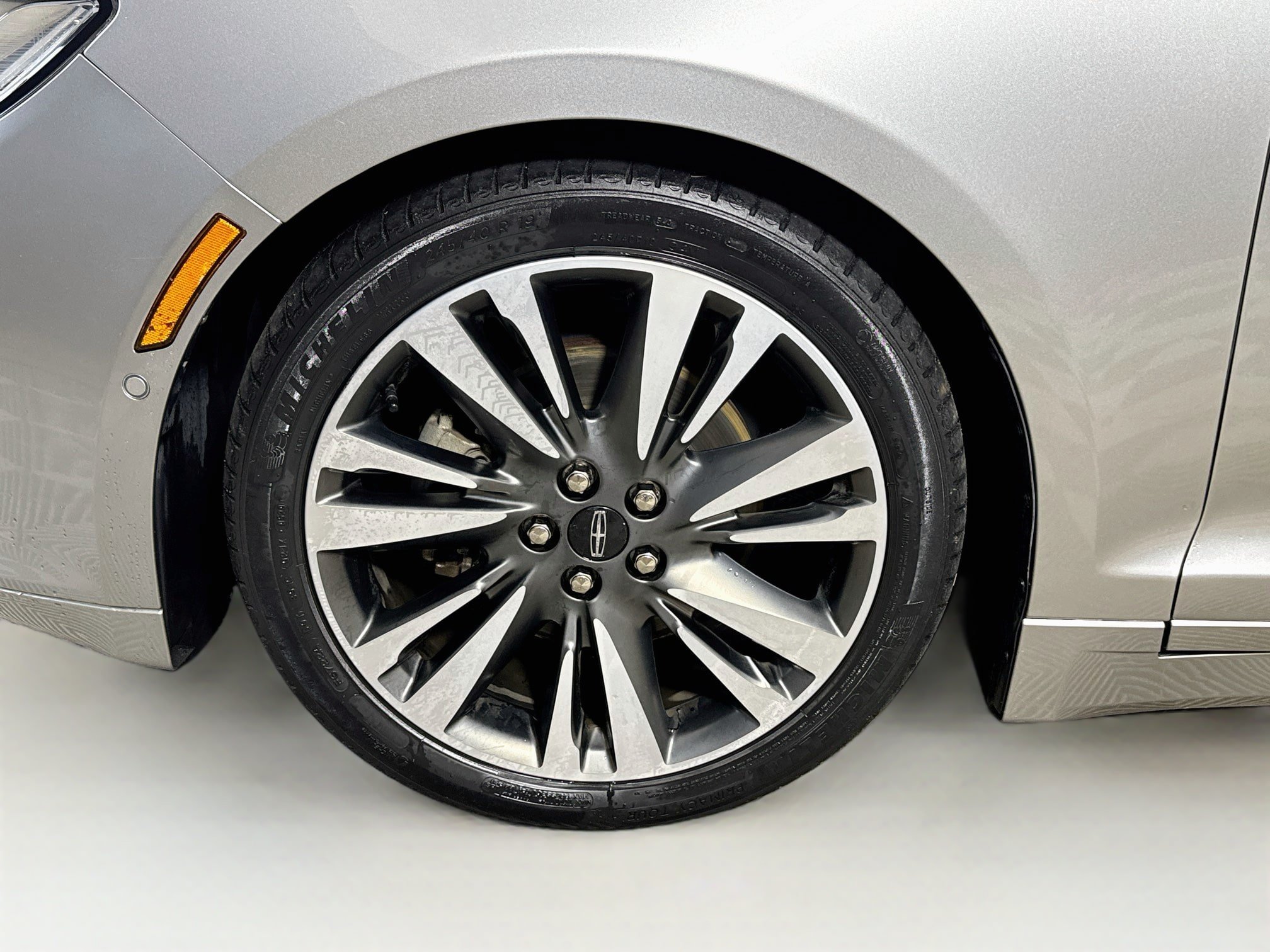 Used 2020 Lincoln MKZ Reserve w/ Elements Package AWD/4WD image 31