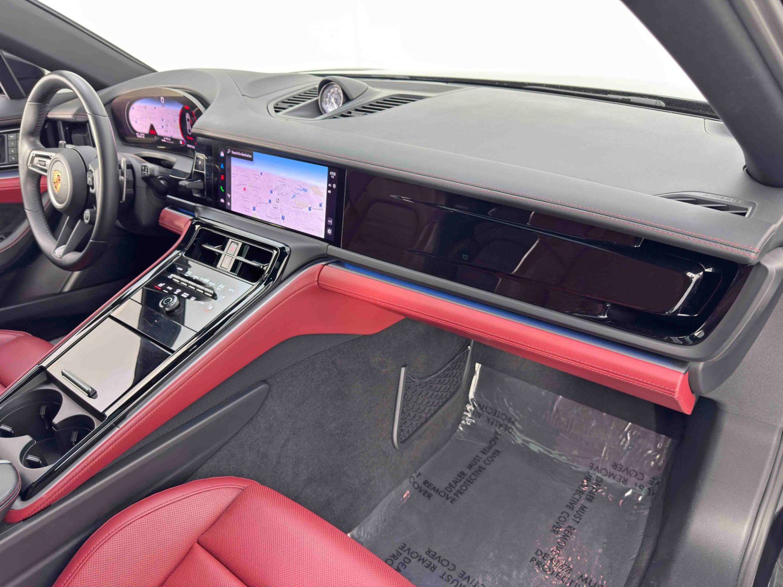 Used 2024 Porsche Panamera image 14