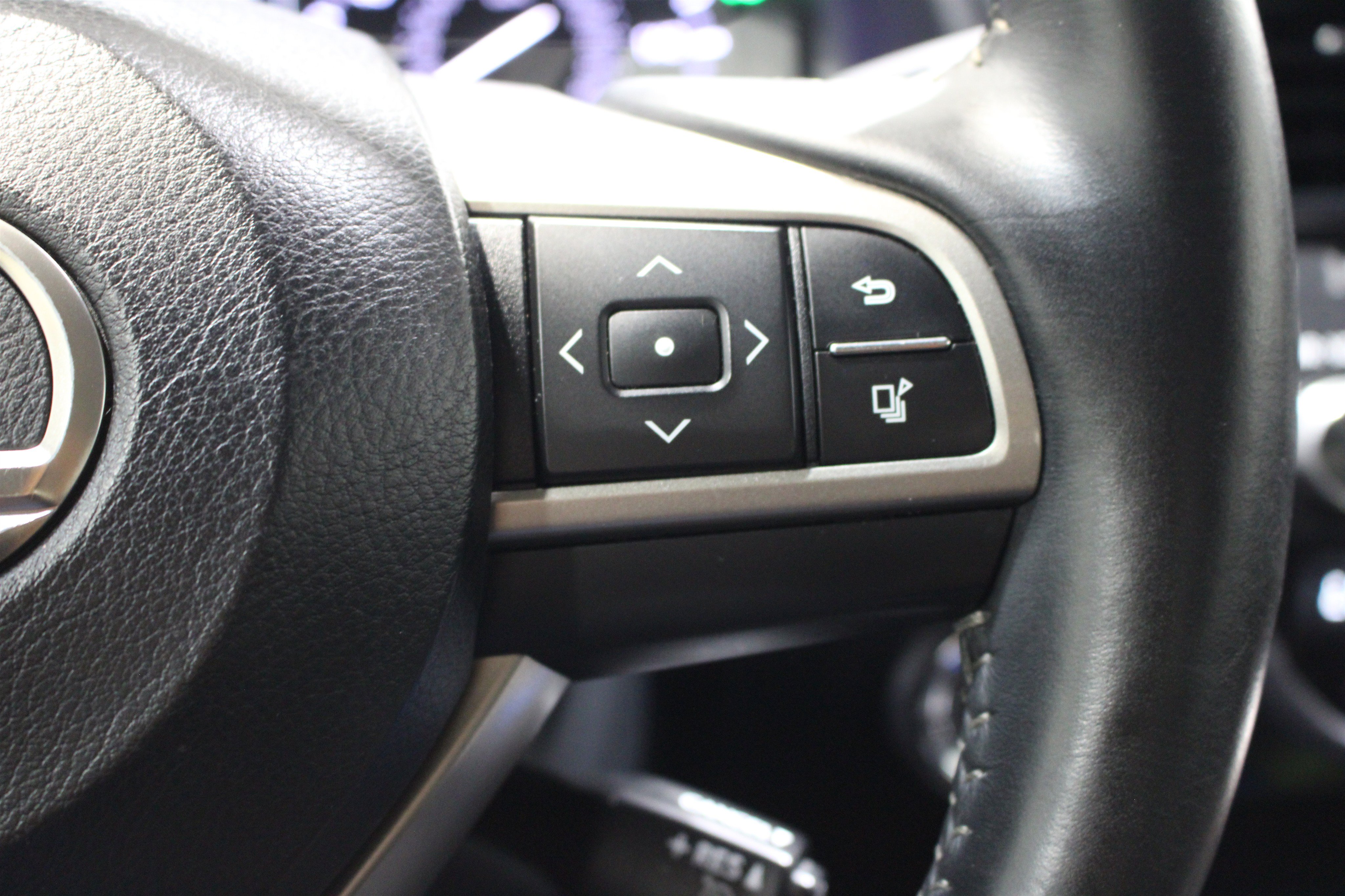 Used 2016 Lexus RX 350 FWD w/ Premium Package image 13