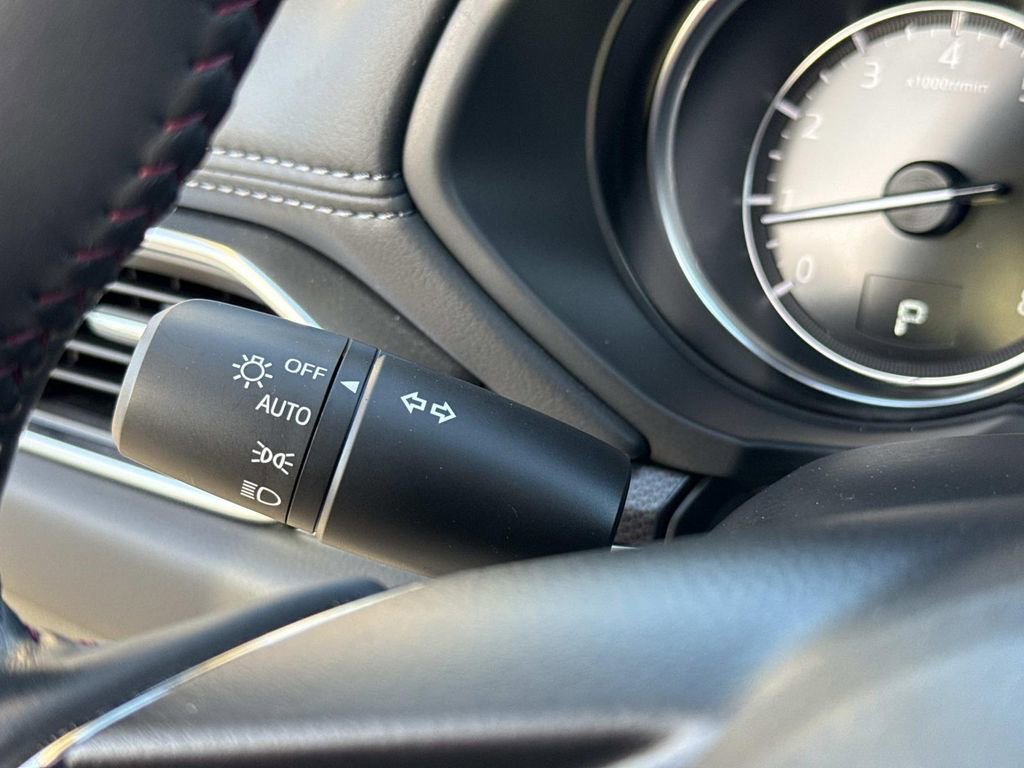 Certified 2022 MAZDA CX-5 Carbon Edition image 44