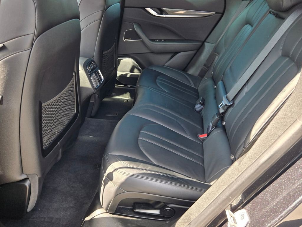 Used 2022 Maserati Levante Modena S image 11