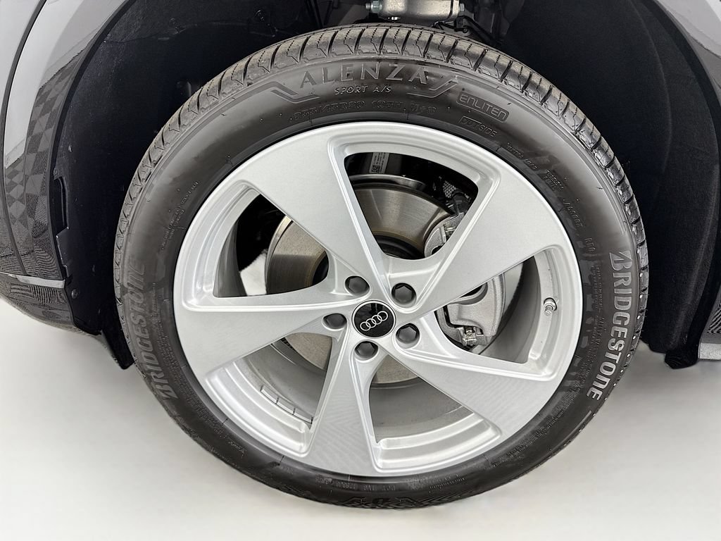 Used 2025 Audi Q5 Premium Plus AWD/4WD image 30