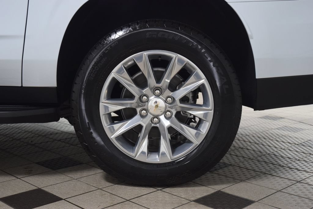 New 2026 Chevrolet Suburban Premier AWD/4WD image 28