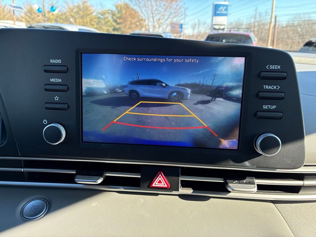 Used 2023 Hyundai Elantra SEL image 27