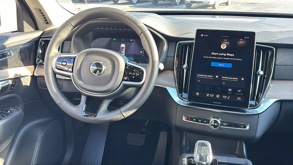 New 2026 Volvo XC90 T8 Plus AWD/4WD image 7