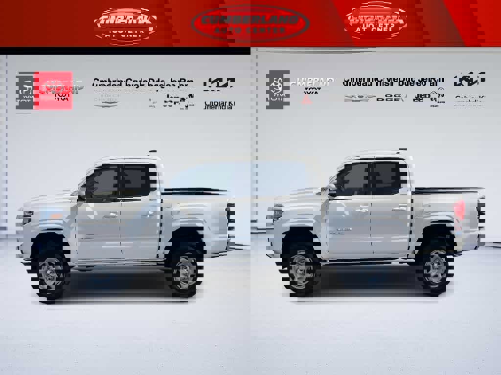 Used 2022 Toyota Tacoma SR5 image 5